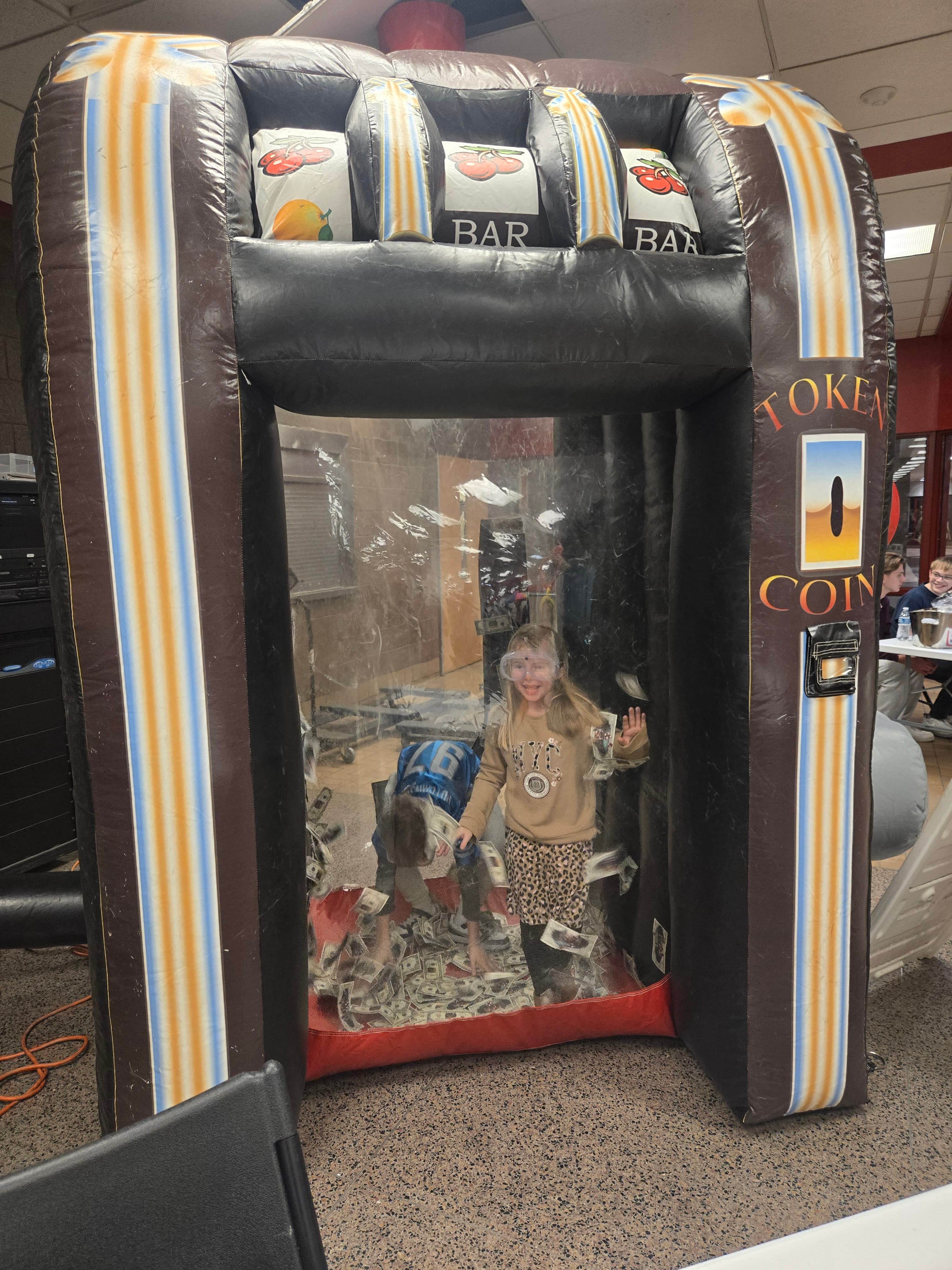 Cash Cube - Slot machine theme rental photo — BSA Events